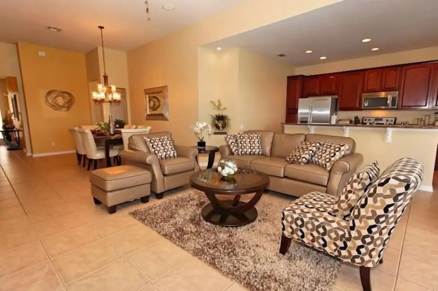 Five Star Vacation Homes