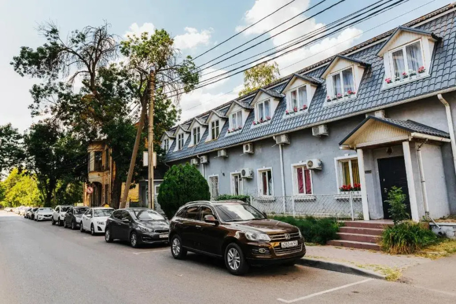 S Geranyu Guest House