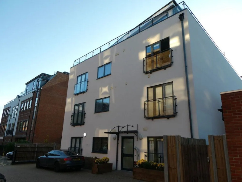 RiiS Apartments Camberley