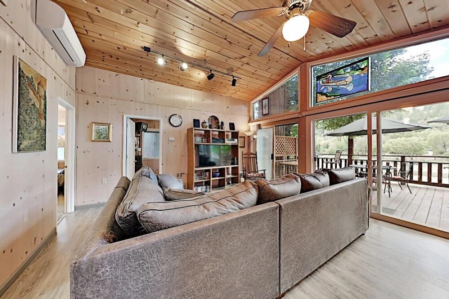 1495melo 3 Bedroom Home