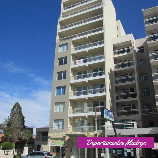 Departamentos Madryn - Calle Roca