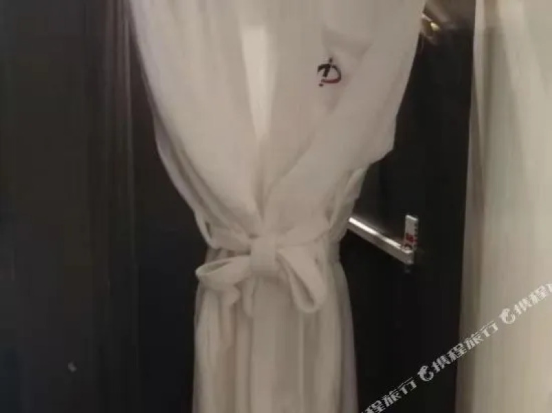 Zhongtian Holiday Inn (Currently unavailable)