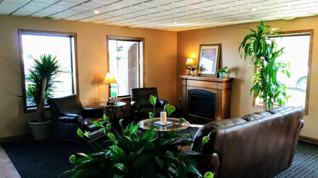 Alexis Park Inn & Suites