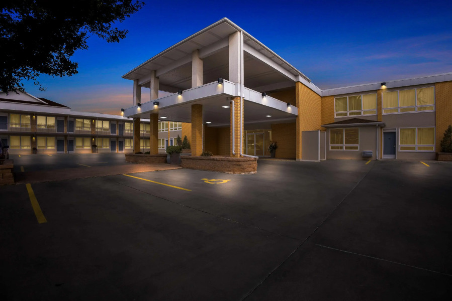 Best Western Lee's Motor Inn