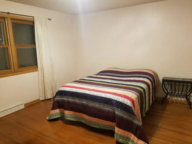 3-Bedroom Lakefront House