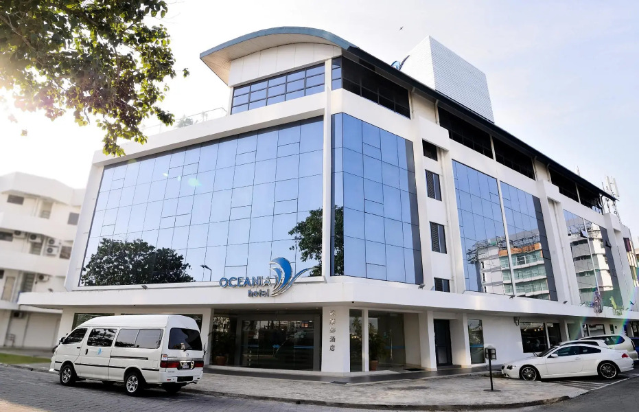 Oceania Hotel