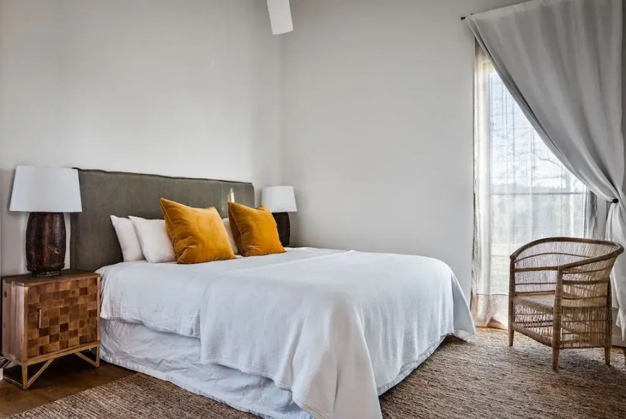 99 Acres Bangalow Retreat