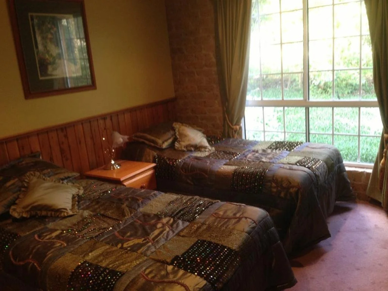 Elizas on the Murray