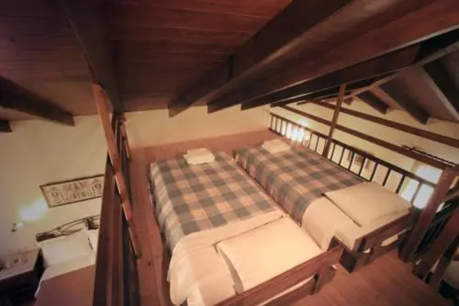 Vateri Guest House