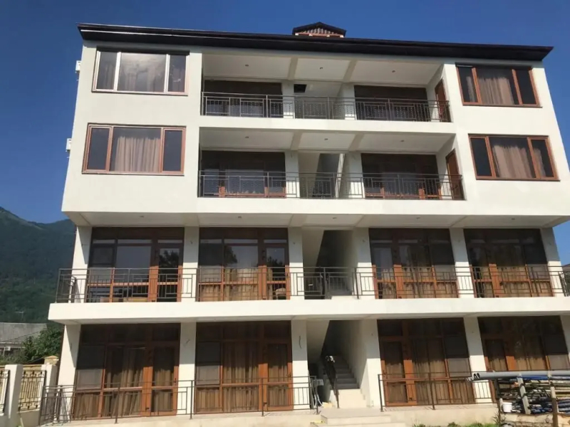 Amza Hotel