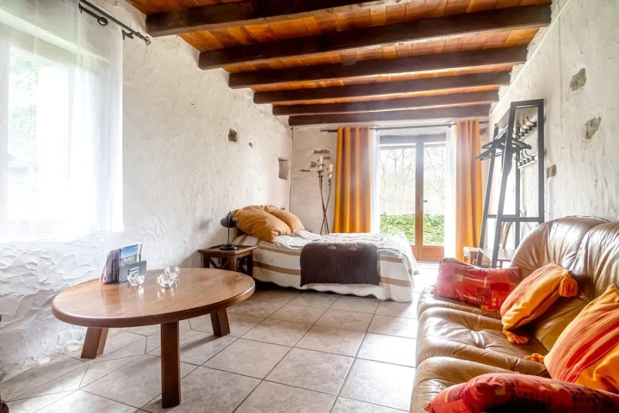 House With 8 Bedrooms in Saint-hilaire-peyroux, With Enclosed Garden a