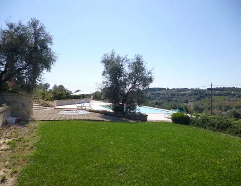 Villa dei Ricordi, relax & sea view surrounded by nature