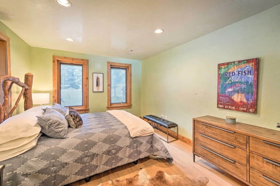 Sun Valley Family House w/ Fire Pit & Grill!