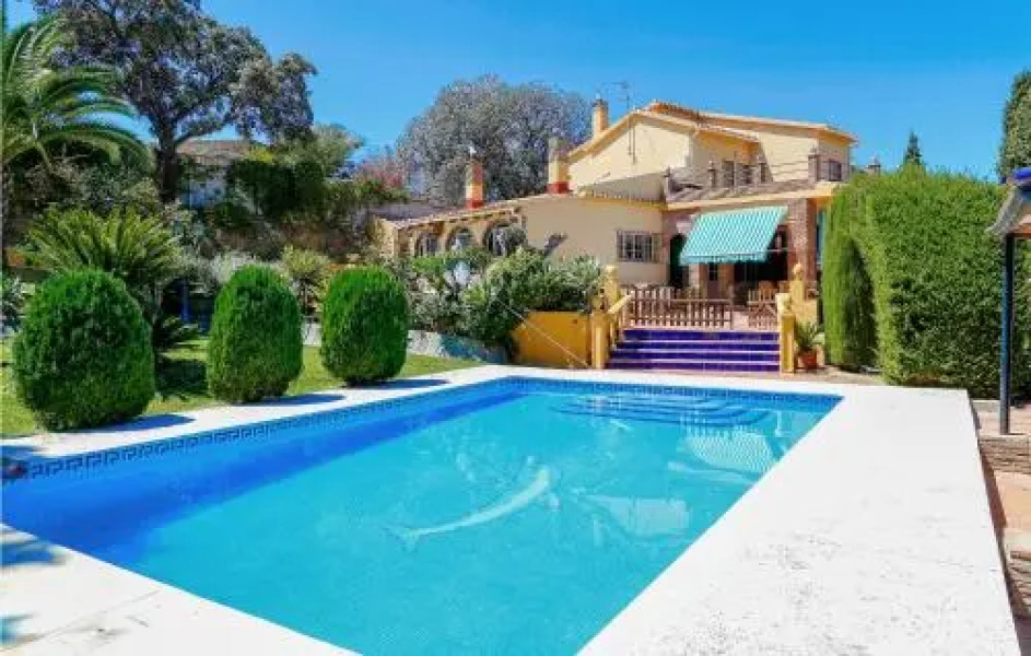 Holiday Home Alhaurín de la Torre with Fireplace 06