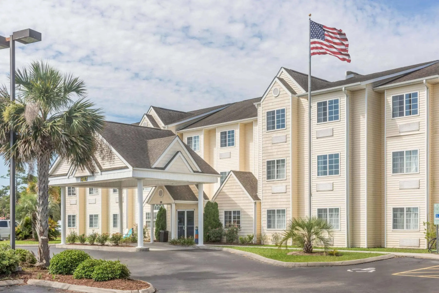 Microtel Inn & Suites by Wyndham Carolina Beach