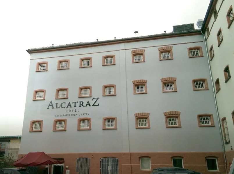 ALCATRAZ Hotel am Japanischen Garten