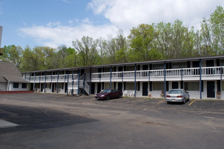 St. Croix Suites - St. Croix Falls