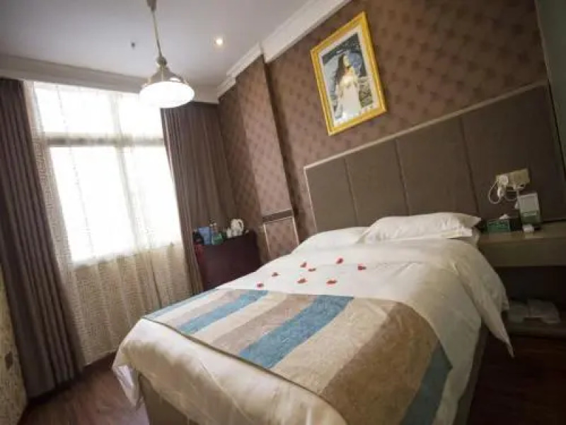 GreenTree Alliance Chongqing Qianjiang District West Jiaotong Road Hotel