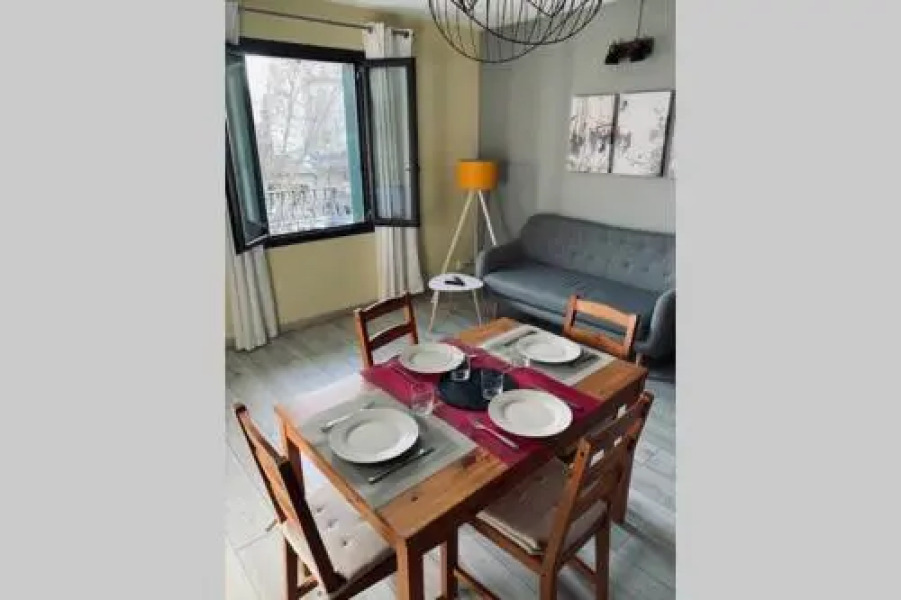 Appartement sur les quais de la Sorgue