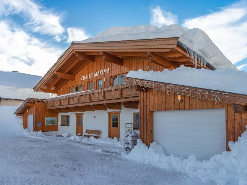 Bright Chalet With Terrace in Saint Jakob in Haus Tyrol