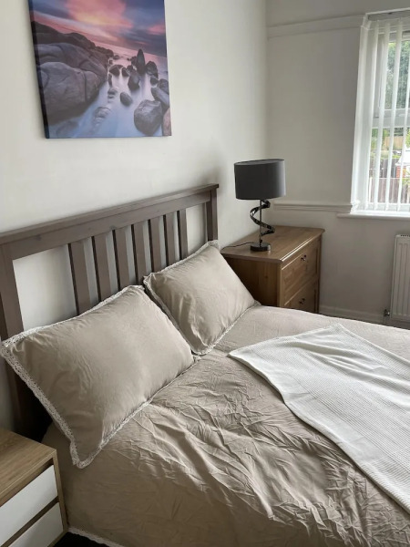 Beautiful 5-bed House in Walsall