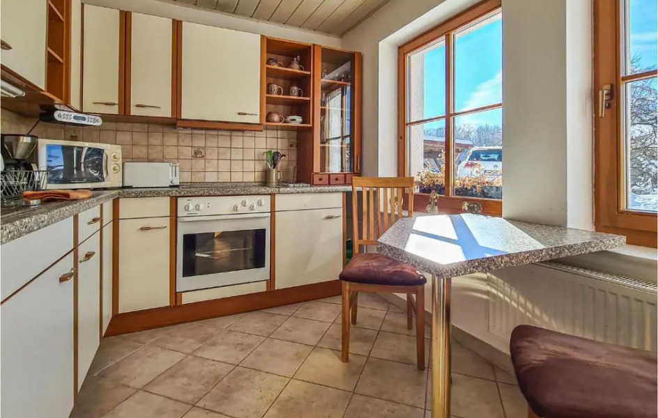 Awesome Home in Kranichfeld With 2 Bedrooms and Wifi