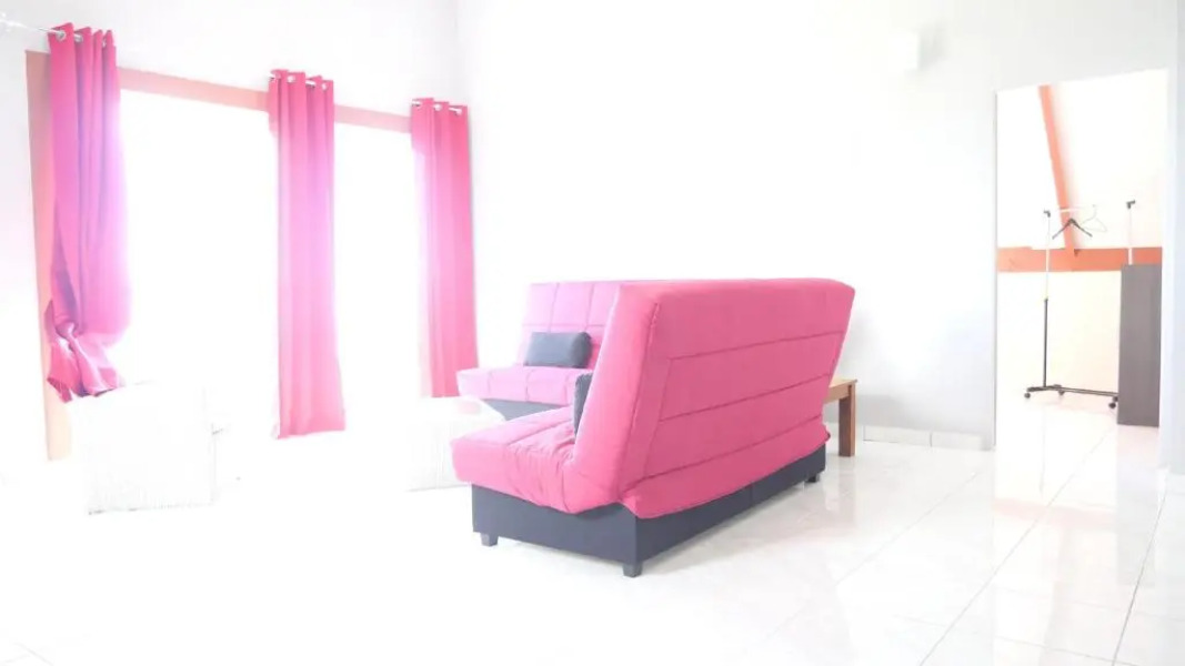 House With 4 Bedrooms in Piton Saint-leu, With Pool Access, Enclosed G