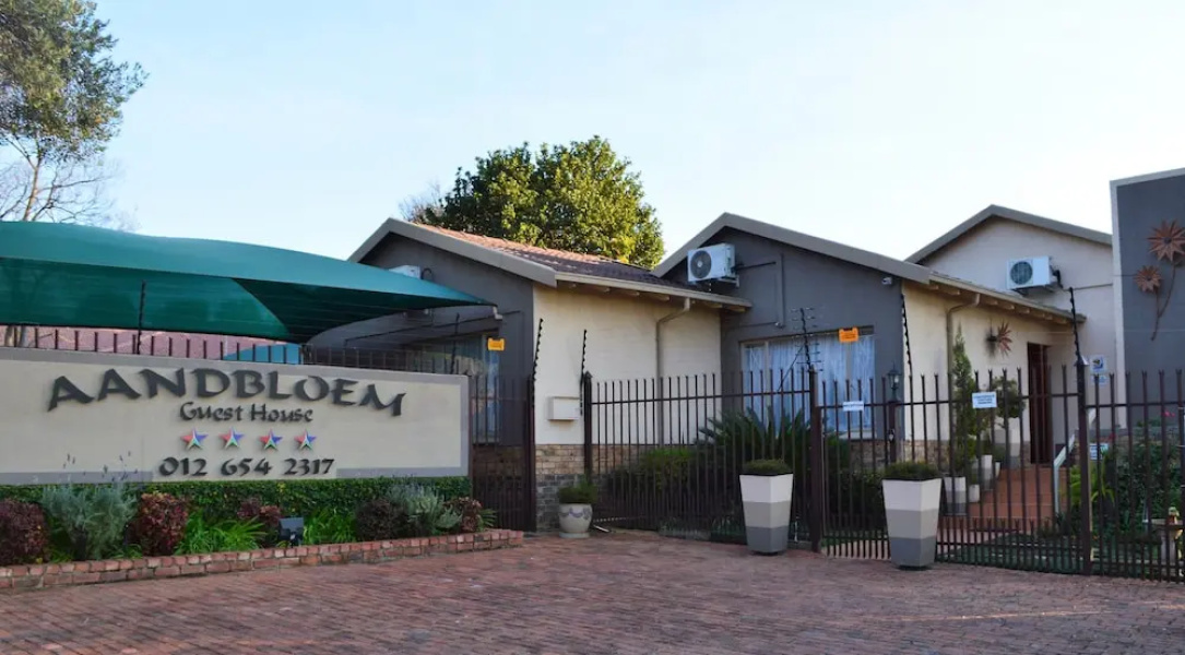 Aandbloem Guest House