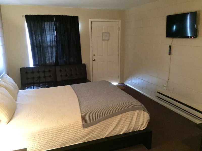 Three Rivers Motel