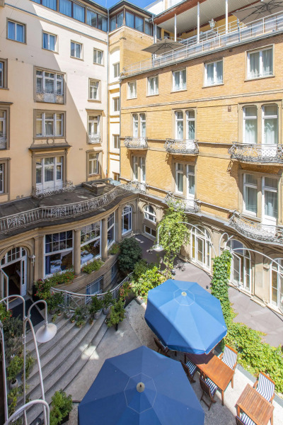 Radisson Blu Schwarzer Bock Hotel