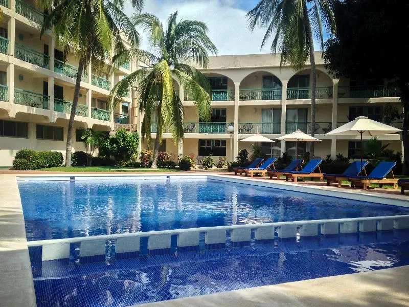 Hotel Suites Villasol