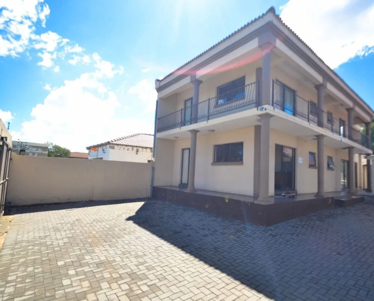 Lekoa Bed and Breakfast and Trading