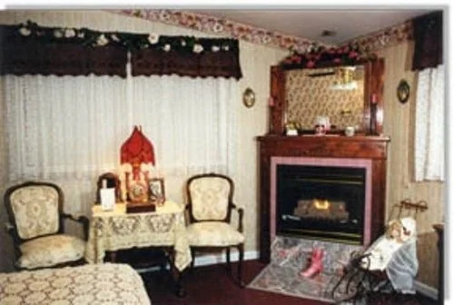 Wildwood Inn Bed and Breakfast