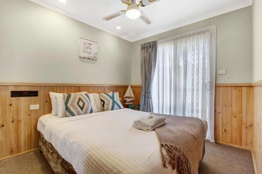 Seven Mile Beach Holiday Park