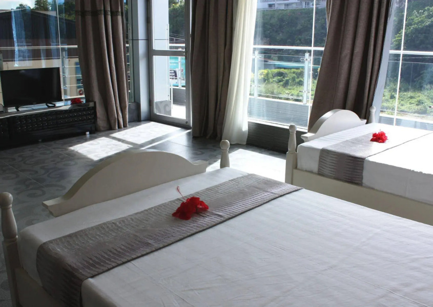 Crystal Palace Hotel