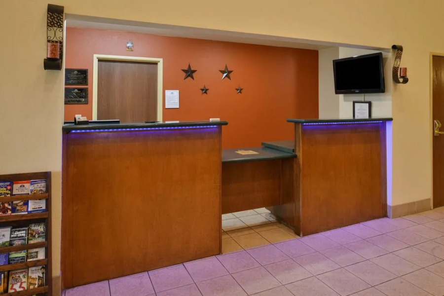 Americas Best Value Inn & Suites Star City