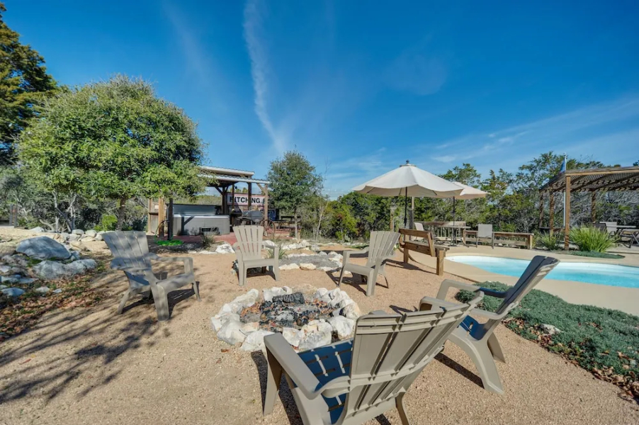 New Braunfels Home w/ Pool 2 Mi to Guadalupe River