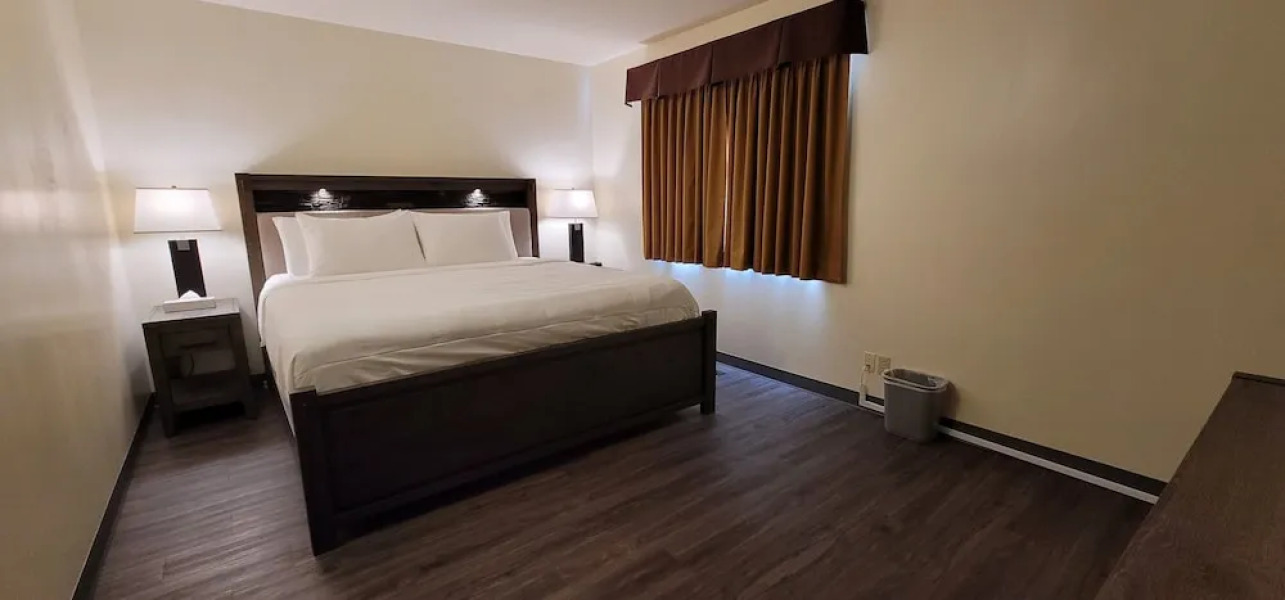 Woodland Inn Meadow Lake