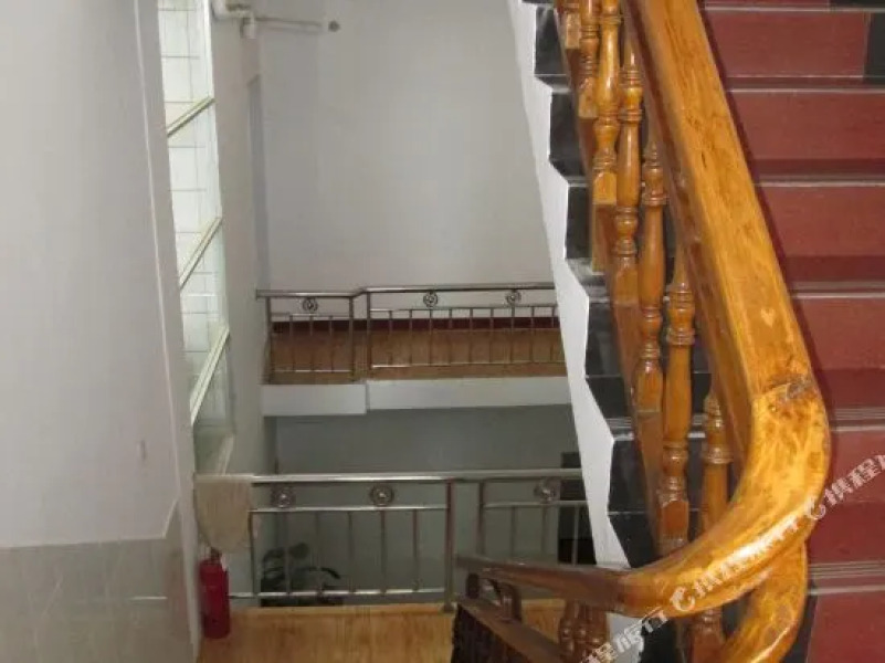 Hongfuxuan Business Hotel