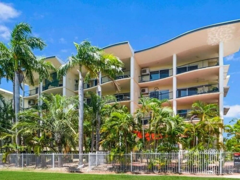 ZEN FORESHORE - 2 Bedroom Apt with Pool