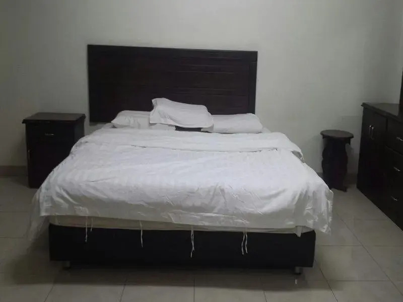 Marina Apartment- Al Worood