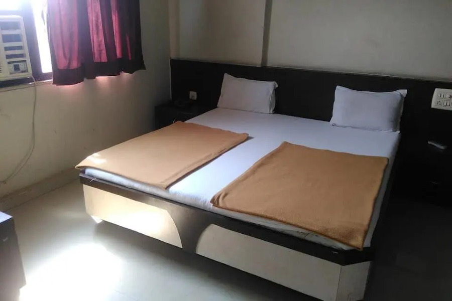 Hotel Rahil International