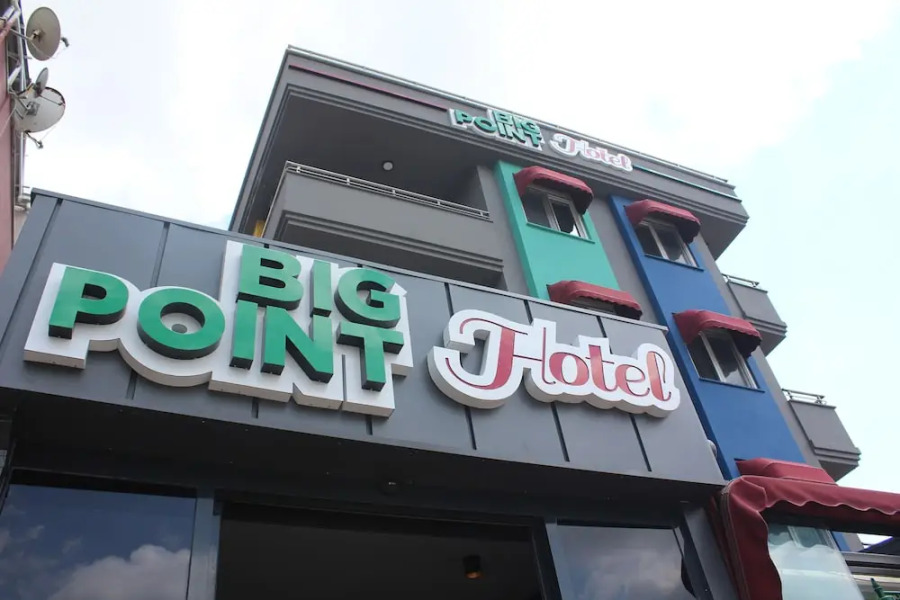 Big Point Hotel