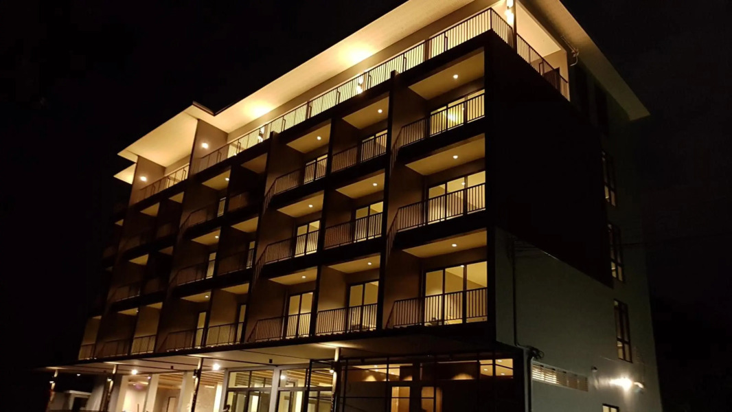 Riverawan Hotel (SHA Plus+)