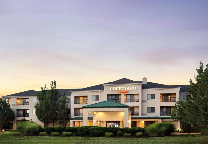 Courtyard St. Louis Airport/Earth City