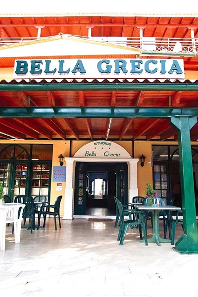Bella Grecia Studios and Apartments