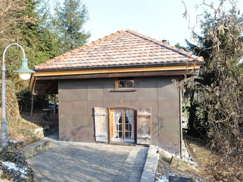 A Chalet on Delightful, Vineyard Covered Hills, Suitable for 2 People