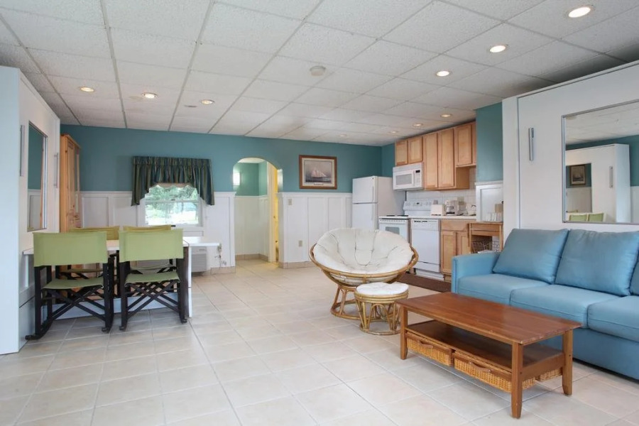 Breezeway Boutique Hotel