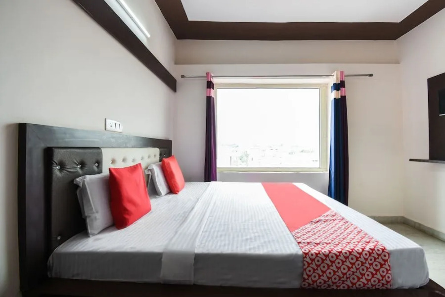 Oyo 48899 Hotel V Seven