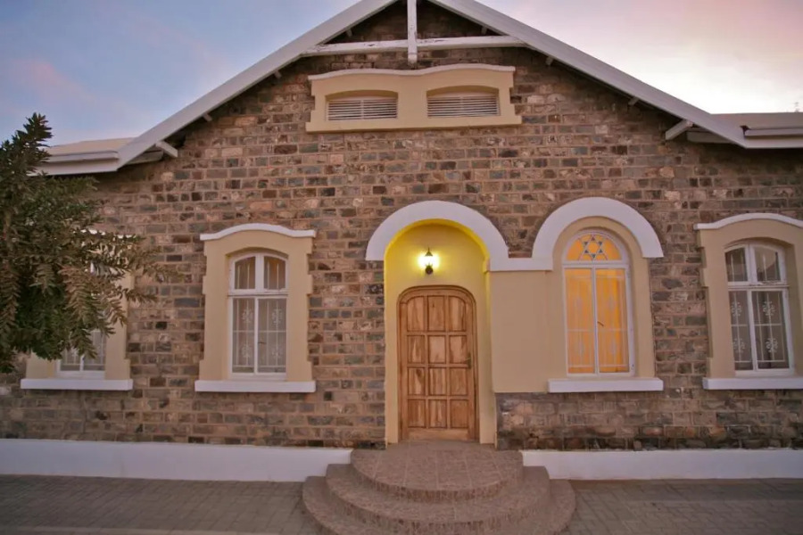 Schuetzenhaus Guesthouse